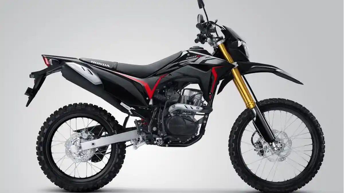 Honda CRF150L Punya Kelir Baru Plus Pelek Berlabur Hitam