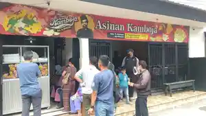Asinan-Legendaris-Kamboja-Alm-H-Mansyur-Jakarta-Timur.jpg