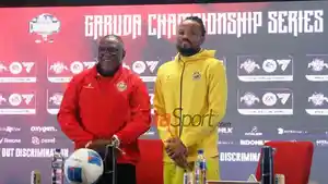 ESIA-vs-MOZAMBIK-Pelatih-dan-Kapten-Timnas-Mo.jpg