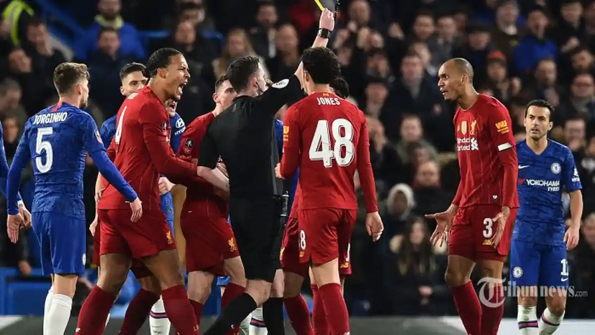 Mencengangkan! Liverpool Tak Berdaya di Markas Aston Villa, 'Blunder' Kiper Pelapis Alisson Becker