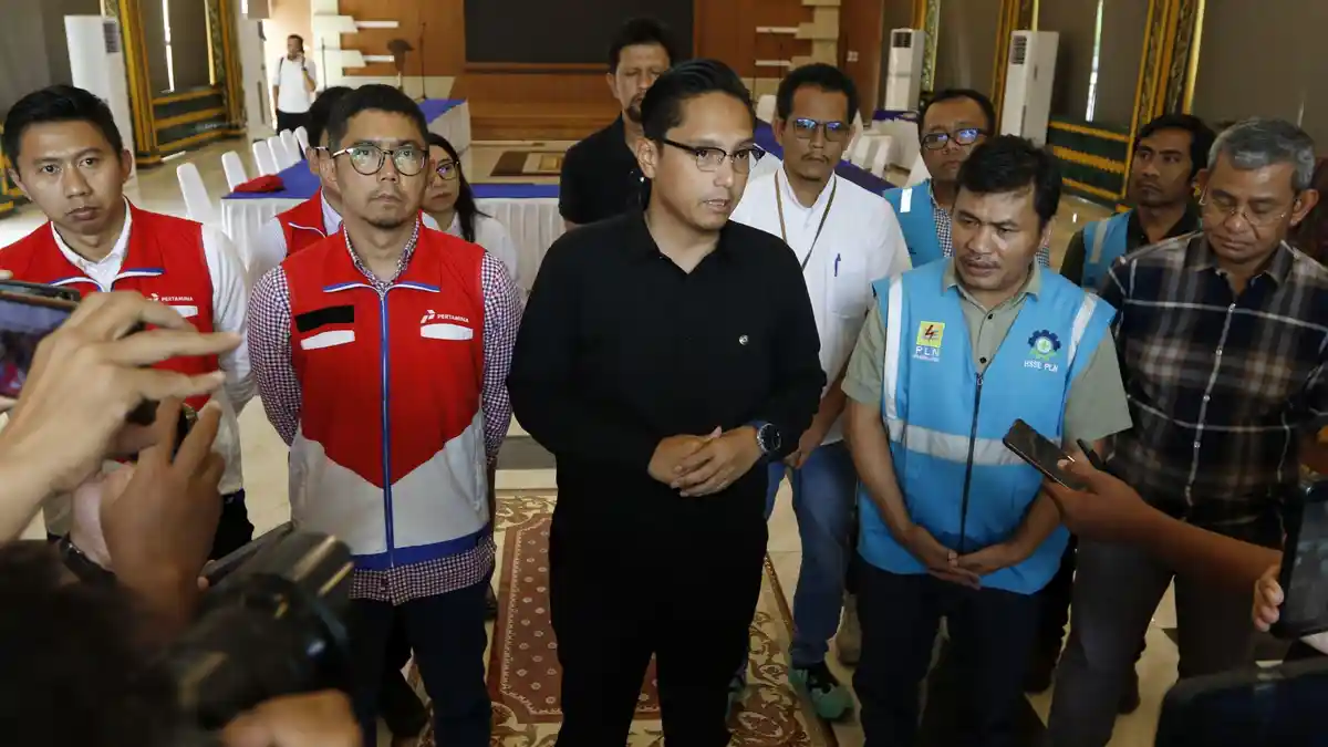 Kelangkaan BBM, Wali Kota Medan Imbau Warga Tak Panik: Stok Aman, Kapal Sudah Bersandar