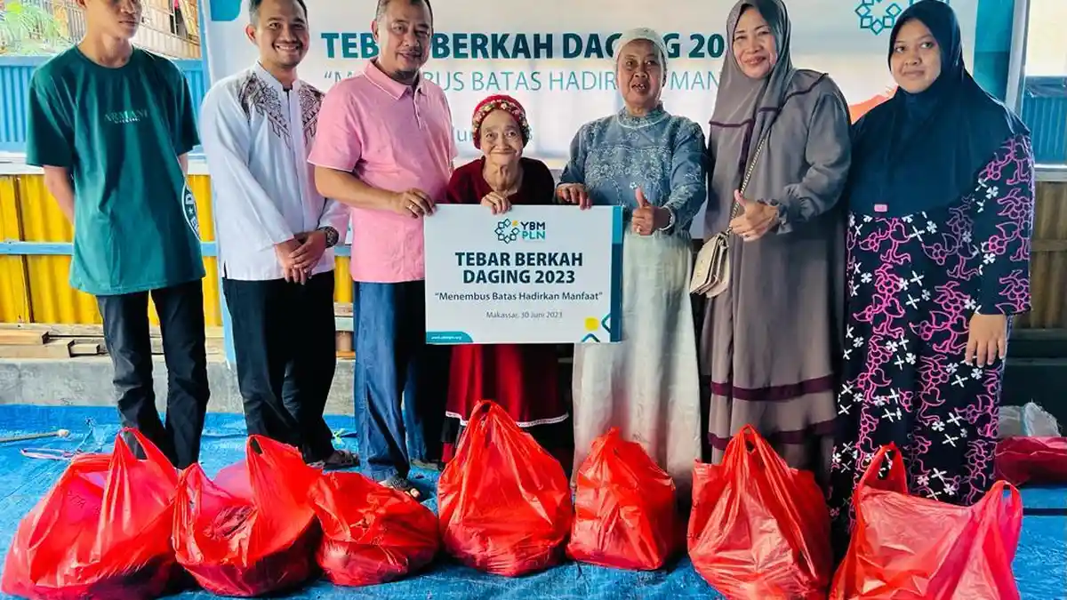 Idul Adha 2023, PLN UIP Nusra Bagi Daging Kurban untuk Para Mustahik