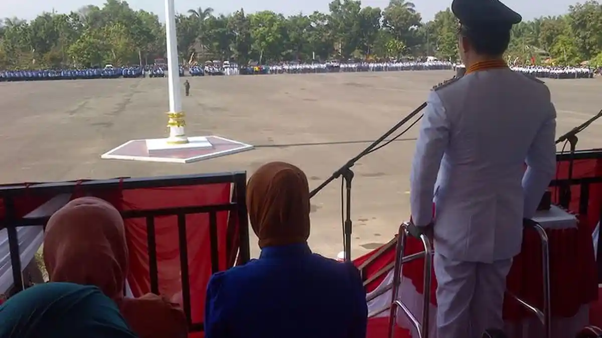 Bupati Lahat Berang: PNS yang Ada di Bawah Pohon Cepat Masuk Barisan!