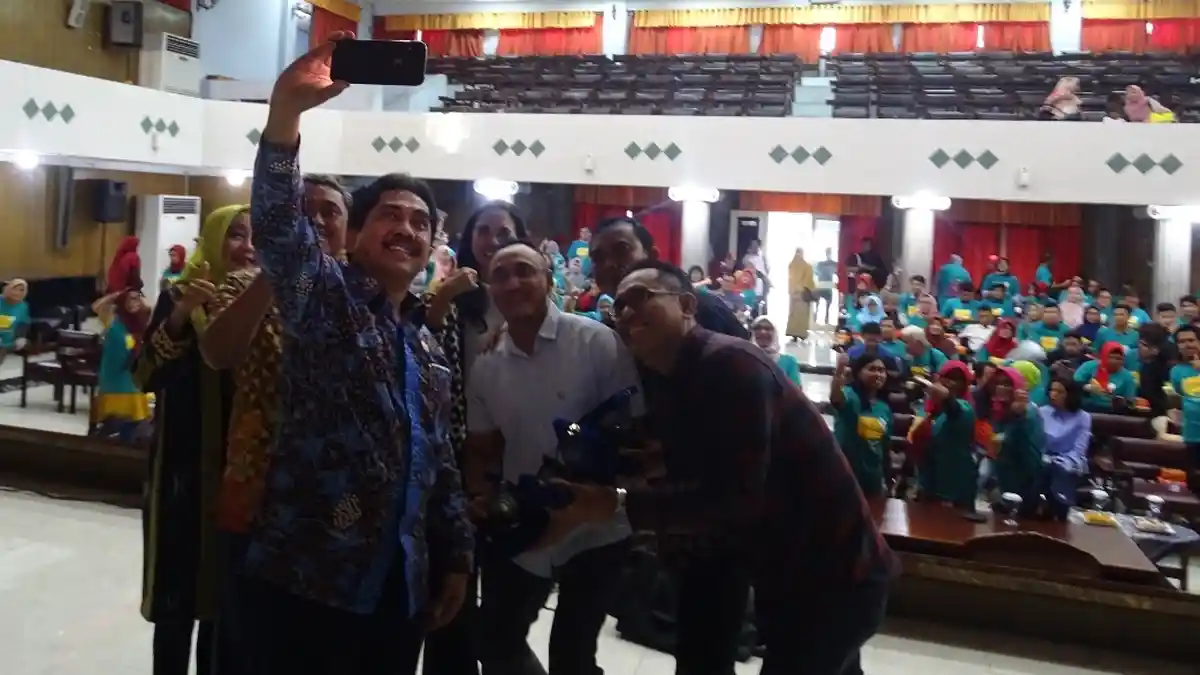 Pelaku Usaha Belum Dapat Berbisnis Online Secara Optimal