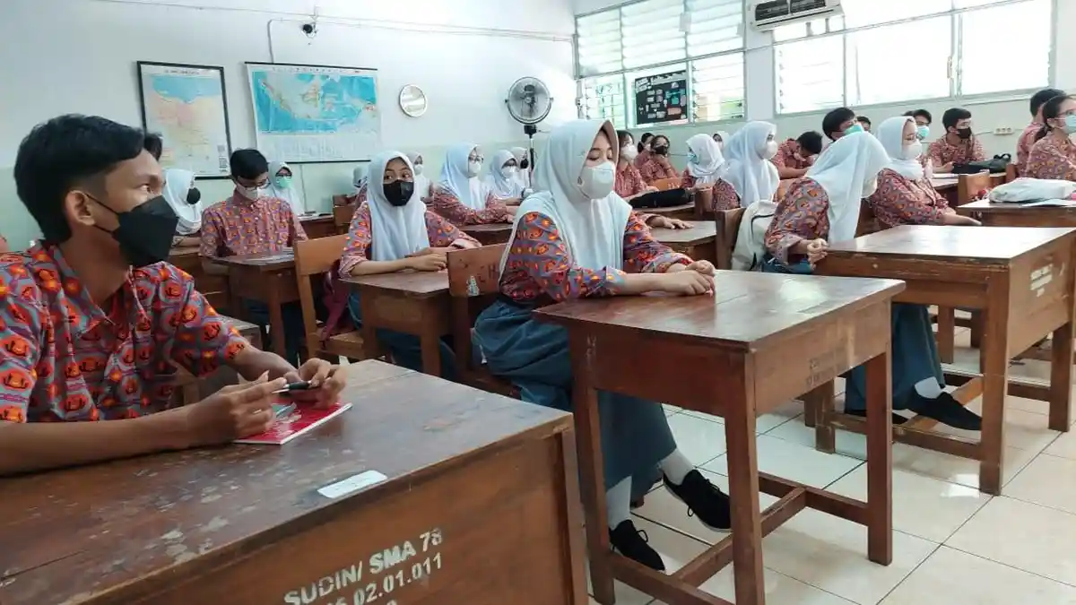 Siswa SMAN 78 Jakarta Senang PTM 100 Persen, Bisa Bertemu Semua Teman dan Guru