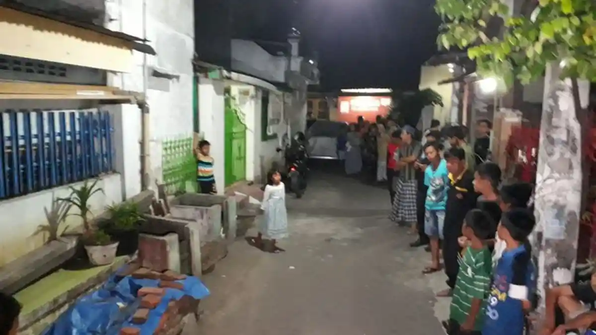 Kata Tetangga Soal Bocah yang Selamat dalam Bom Bunuh Diri di Mapolrestabes Surabaya