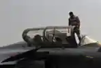 Melihat Demo Terbang Pesawat Dassault Rafale