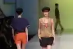Fashion Show Karya Oscar Lawalata Bertema Totem