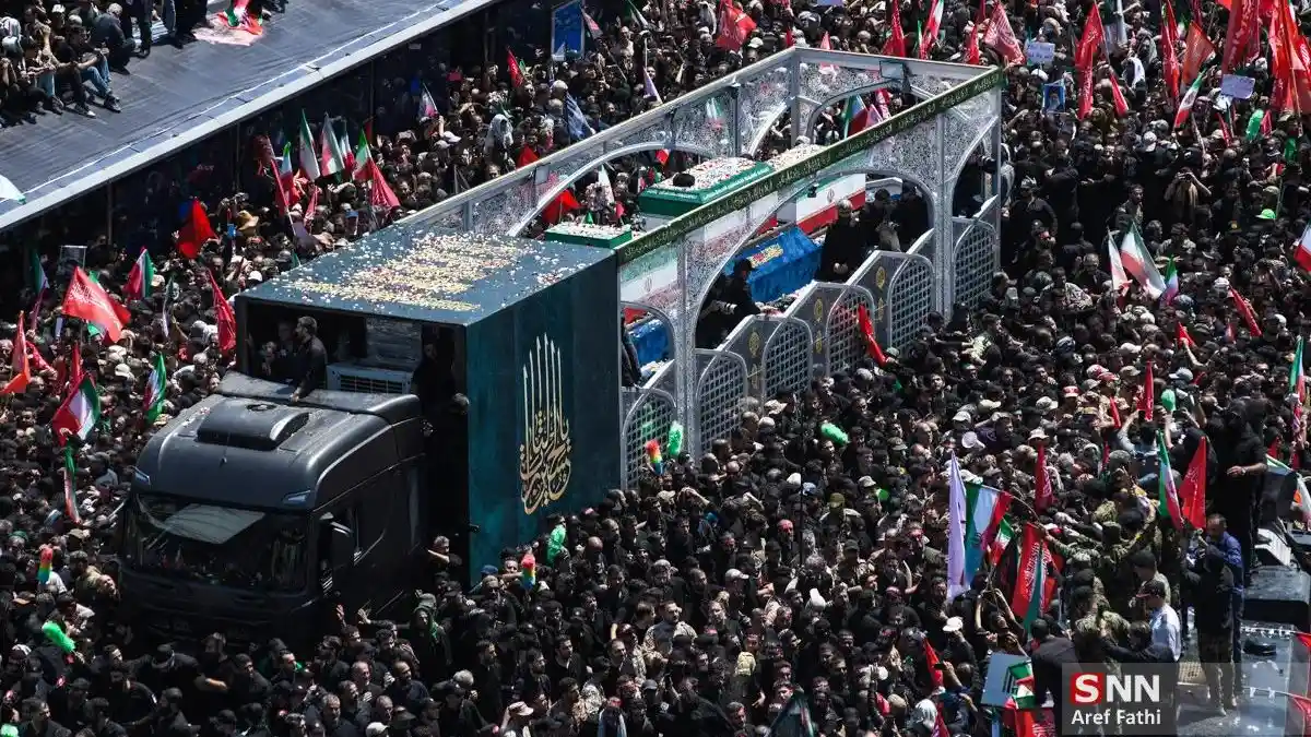 Hari ke-4 Pemakaman Ali Khamenei, Truk Megah Bawa Jenazah Keliling Teheran - Tribunnews.com
