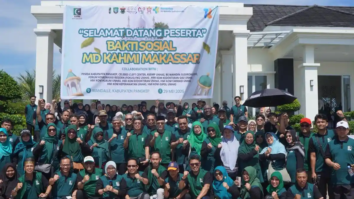 KAHMI Baksos Bareng Ribuan Warga Pangkep, Tamsil Linrung Dorong Program Prioritas Prabowo