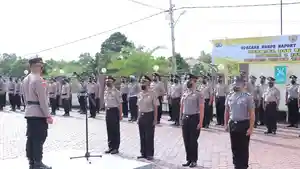 upacara-korps-kenaikan-pangkat-bagi-28-personil-polres-tts.jpg