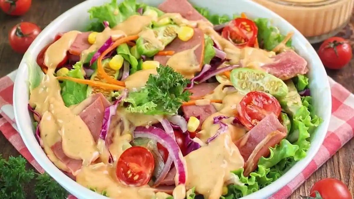 Rekomendasi Kuliner Jogja 3 Tempat Makan Salad di Yogyakarta yang Enak