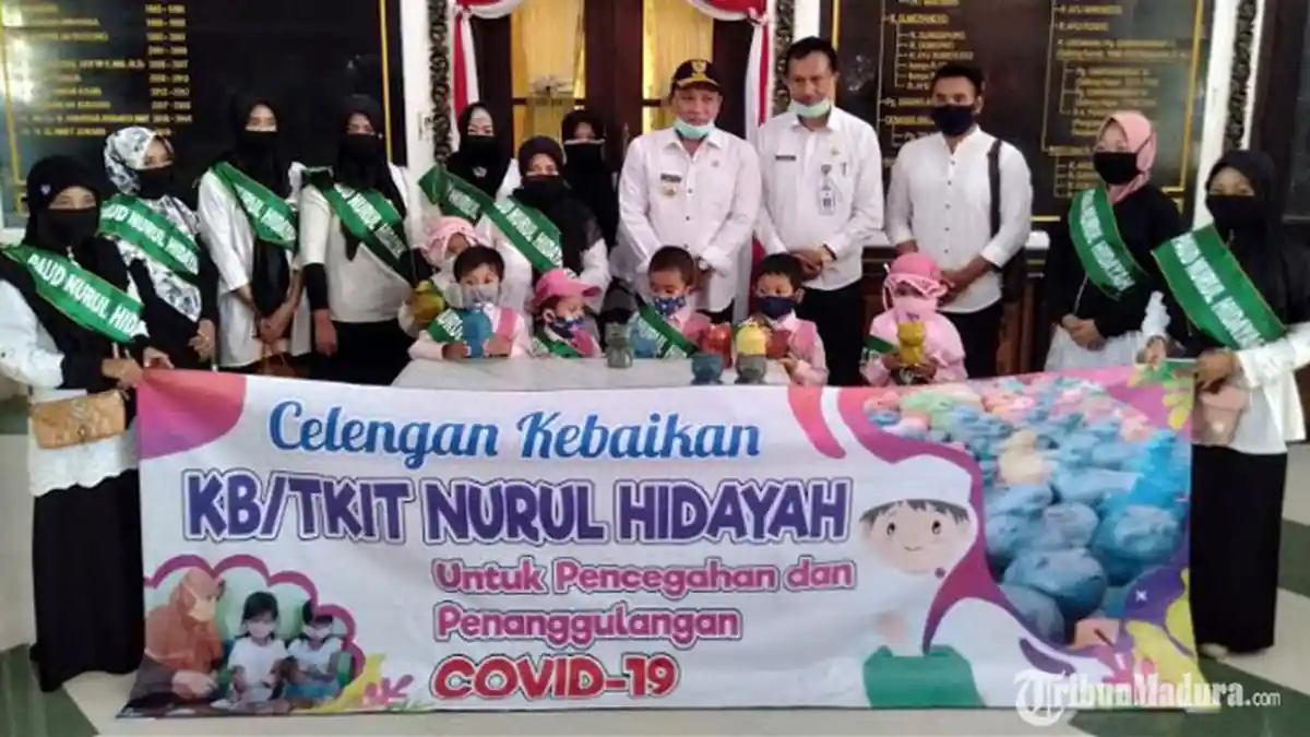 Peduli Sesama, Murid TK di Sampang Bagikan Uang Hasil Celengan untuk Tanggulangi Dampak Virus Corona