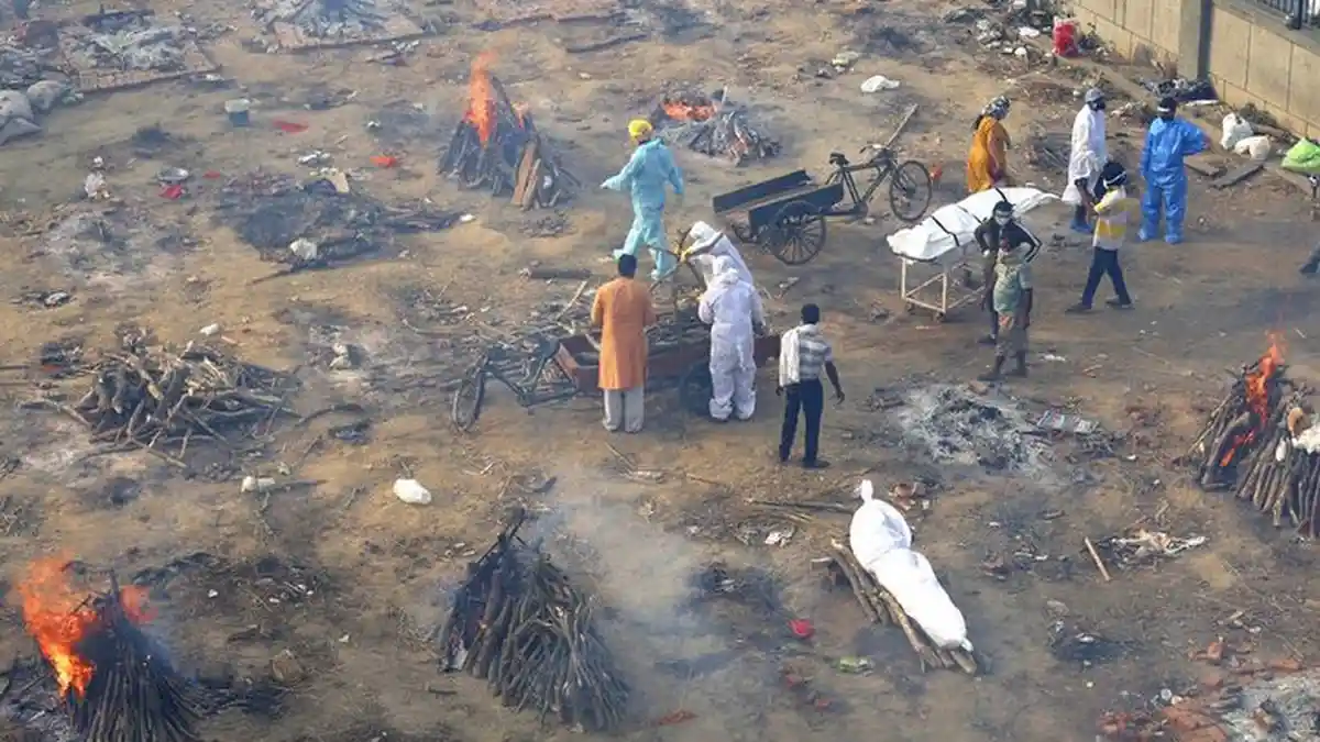 Kengerian Tsunami Covid-19 di India, Krematorium Penuh hingga Tabung Oksigen Menipis