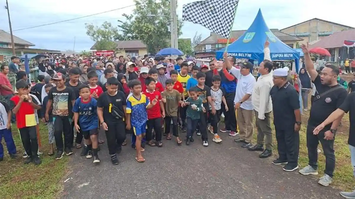 Ribuan Warga Ikuti Jalan Santai Kampus Poltek Darma Ganesha