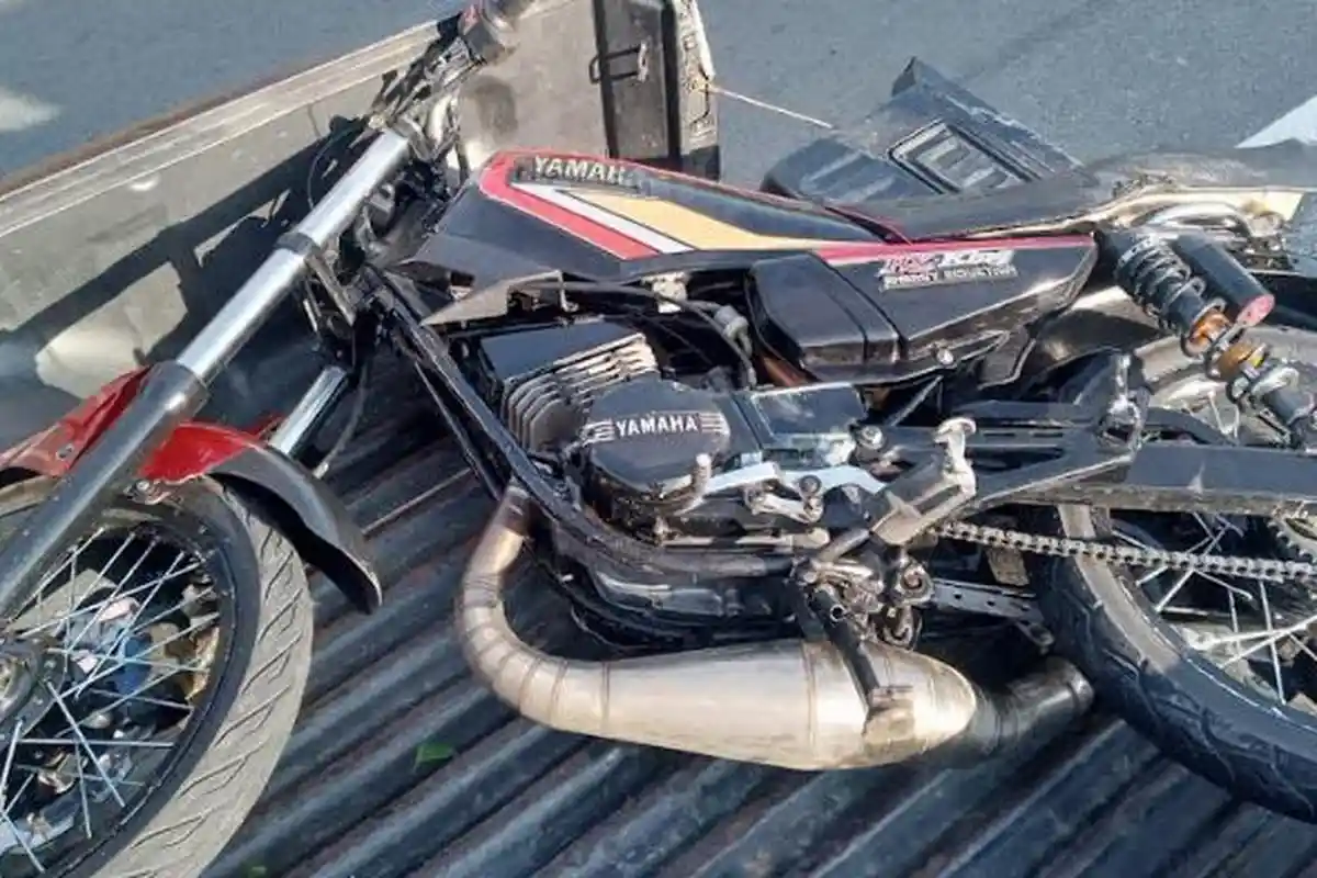 Kecelakaan di JLS Watulimo Trenggalek, Pelajar Pengendara RX King Tewas Ditabrak Bus Pariwisata