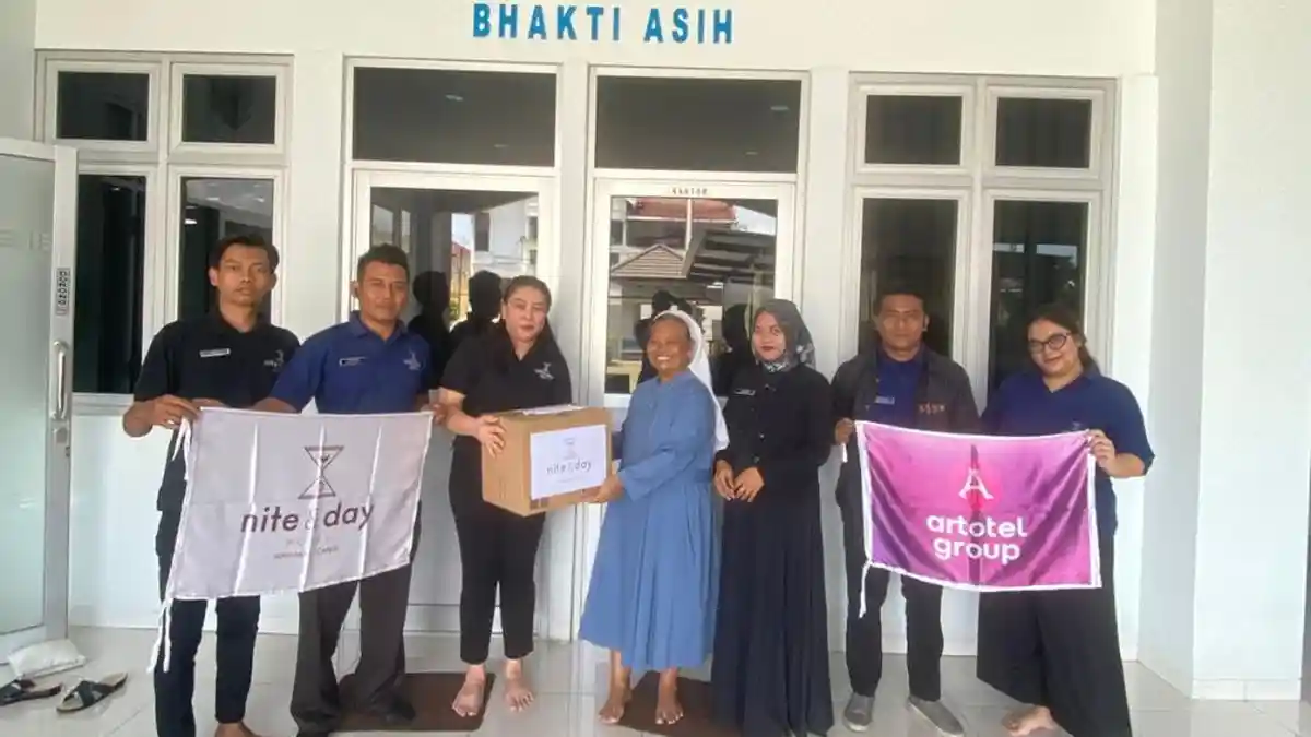 Rayakan Anniversary ke-3, Nite & Day Hotel Semarang Gelar Program Sosial ke Panti Asuhan Cacat Ganda