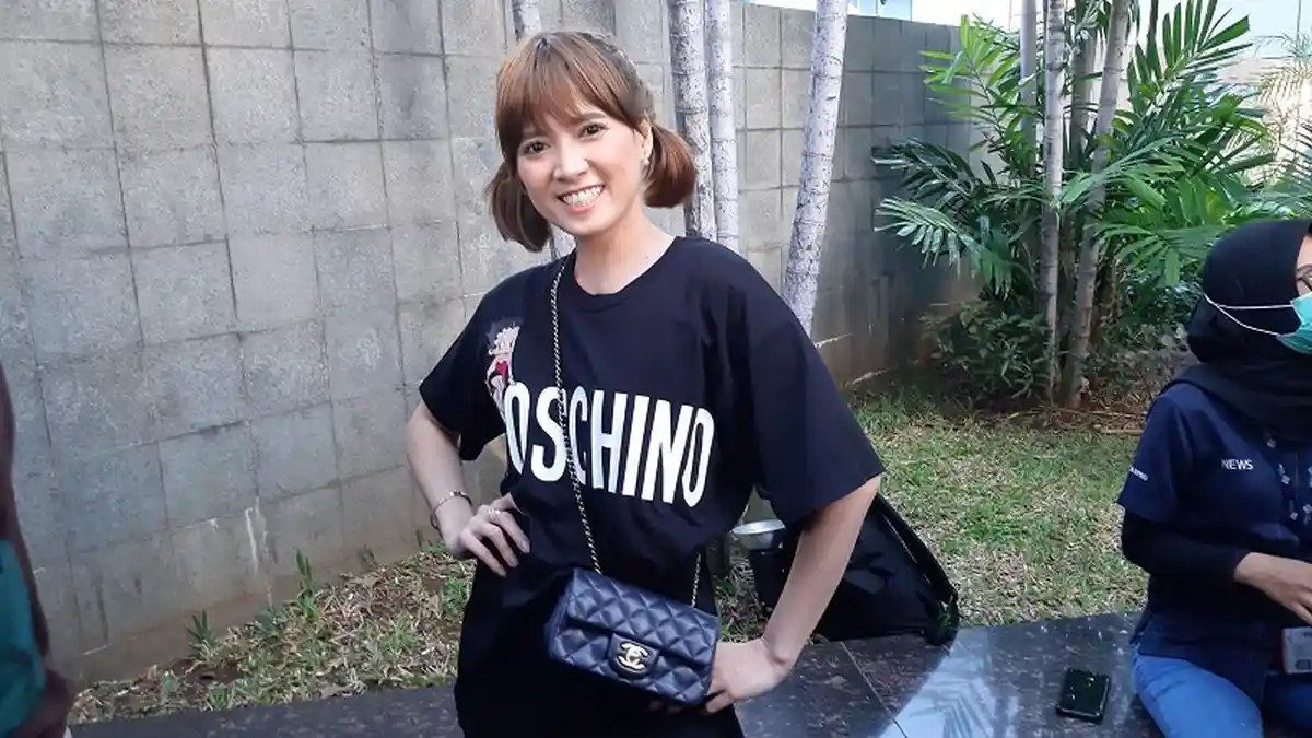 Chika Jessica Mengaku Didekati Banyak Pria, Tapi Belum Ada yang Serius Mengajaknya Menikah