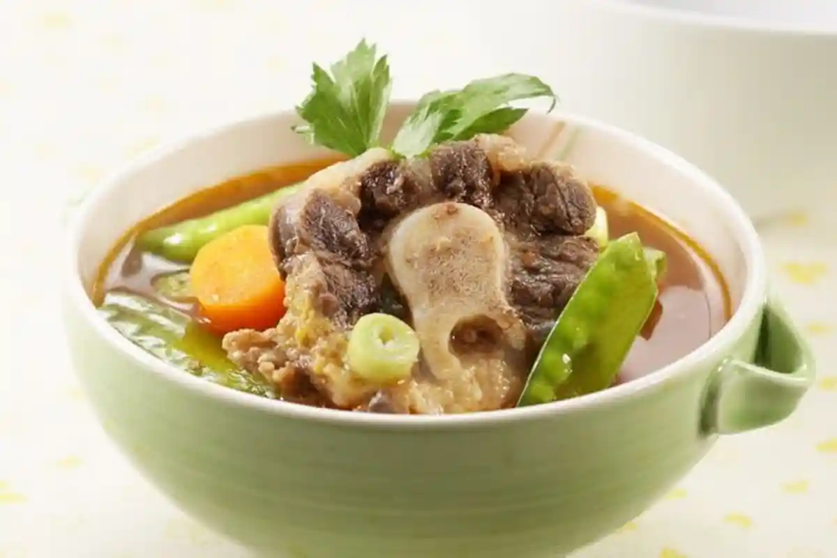 Resep Sup Buntut Tomat, Bahan dan Cara Membuat Sup Buntut Tomat