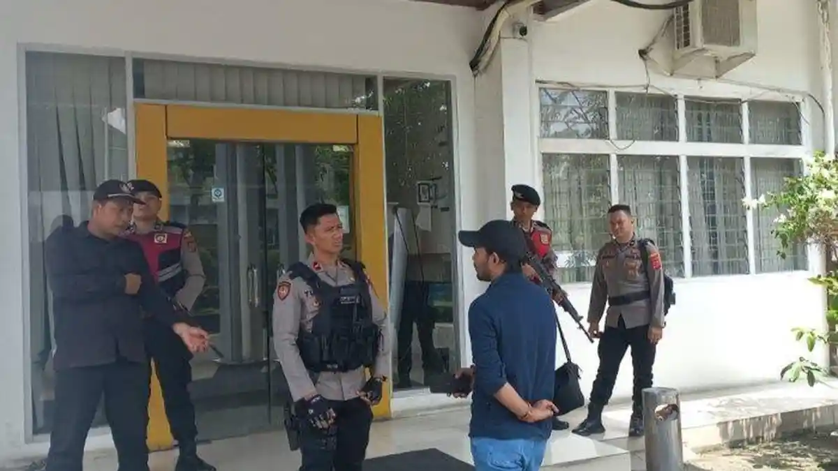 Kasus Korupsi Jalan di Mandailing Natal, Kantor Dinas PUPR Sumut Digeledah KPK
