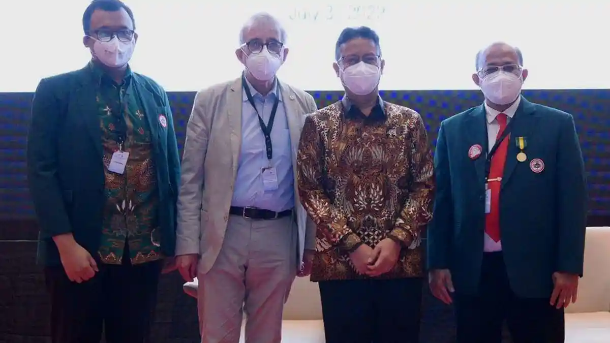 IDI & Asosiasi Dokter Medis Sedunia Gelar Simposium Standarisasi Etik Kedokteran Internasional