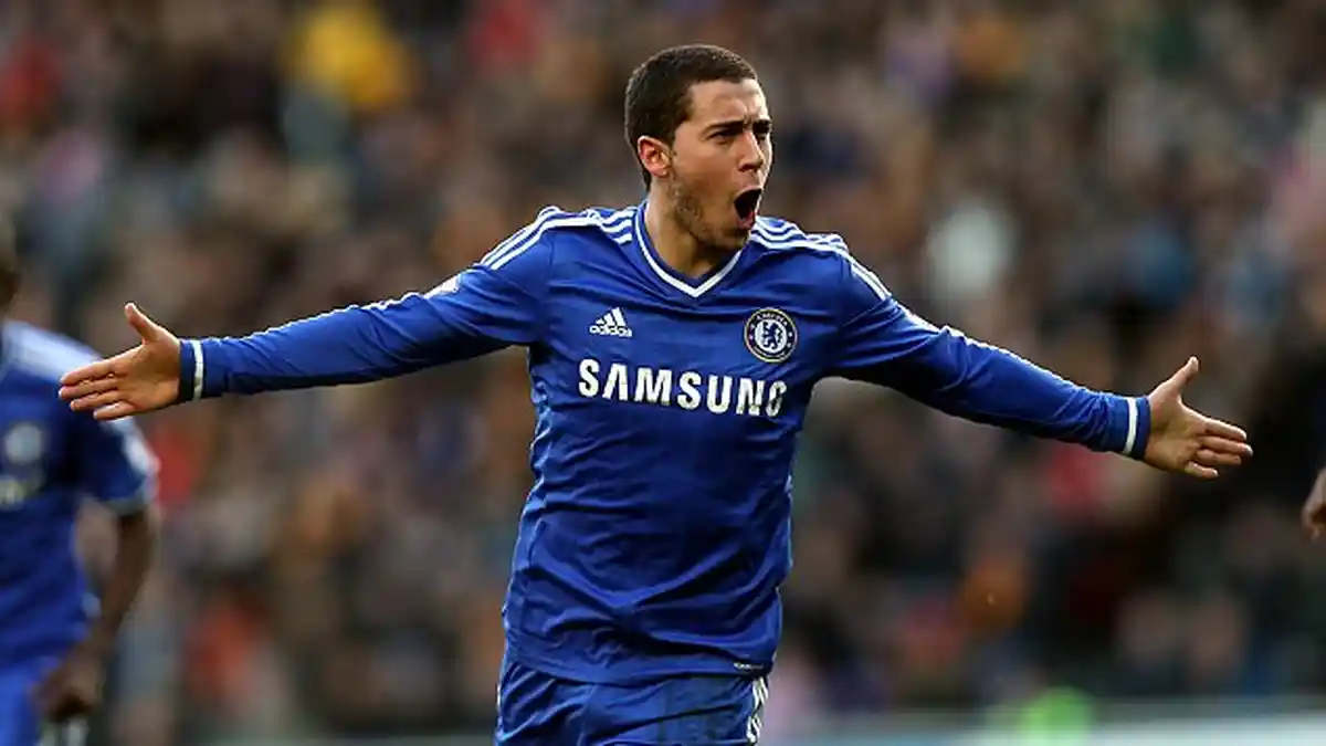 Eden Hazard Nikmati Hidup di Chelsea