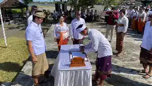 pengambilan-sumpah-dan-janji-para-tenaga-PPPK-Jembrana.jpg