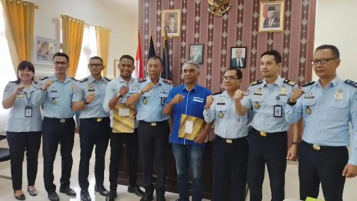 Kantor Imigrasi Kupang Gandeng Dua Media untuk Sebarkan Informasi Pelayanan