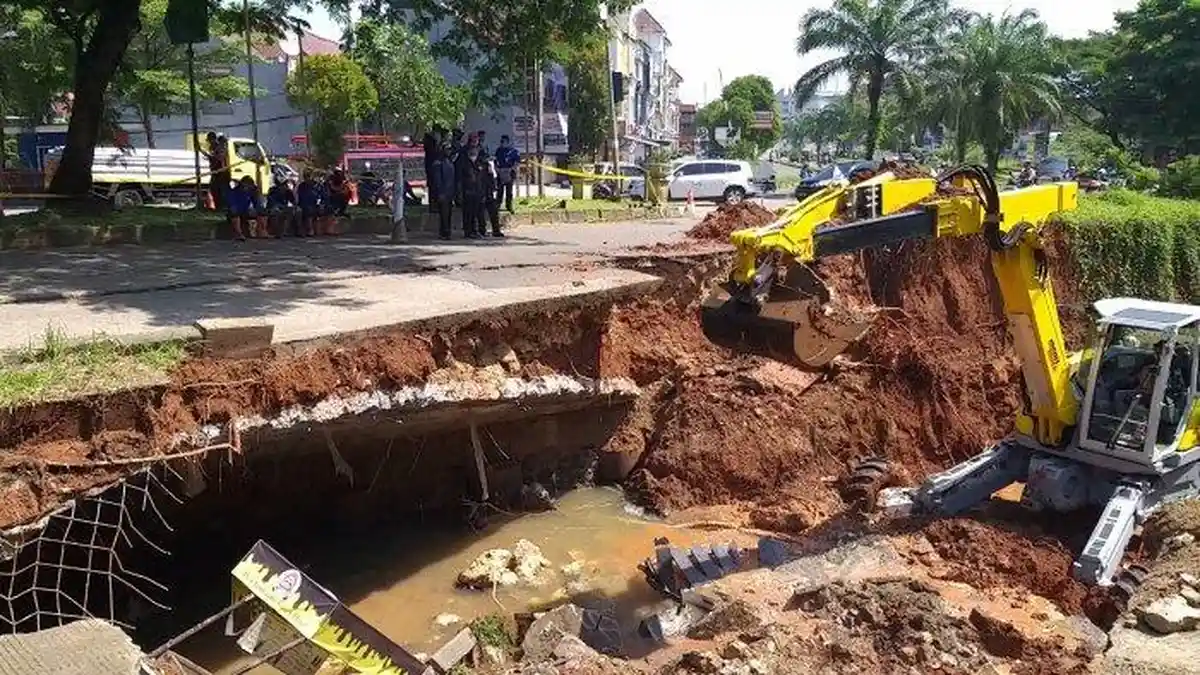 Pembangunan Jembatan GDC Depok yang Amblas Dimulai Akhir Agustus, Penutupan Jalan Bakal Dilakukan