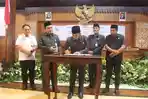 RAPAT-PARIPURNA-Rapat-Paripurna-penyampaian-rekomendasi-DPRD.jpg