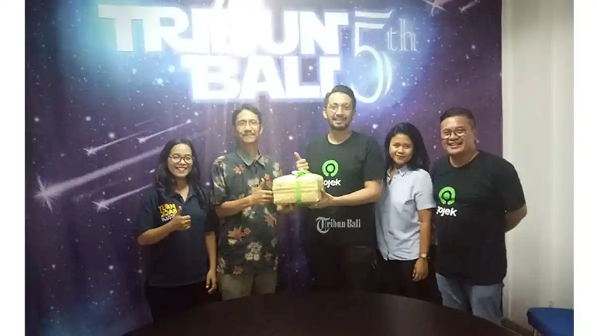 Simakrama Gojek ke Kantor Tribun Bali, Bawa Tema Kilas Balik Gojek