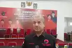 Sekretaris-DPD-PDIP-Sumut-Sutarto-kepada-wartawan-di-Kantor-DPD-PDIP-Sumut1.jpg