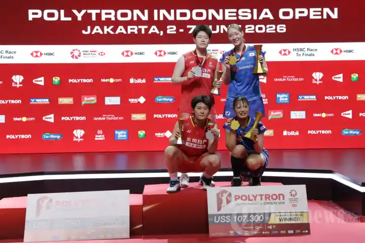 Mayu-dan-Yuki-Juarai-Ganda-Putri-Polytron-Indonesia-Open-2026_20260608_084548.jpg