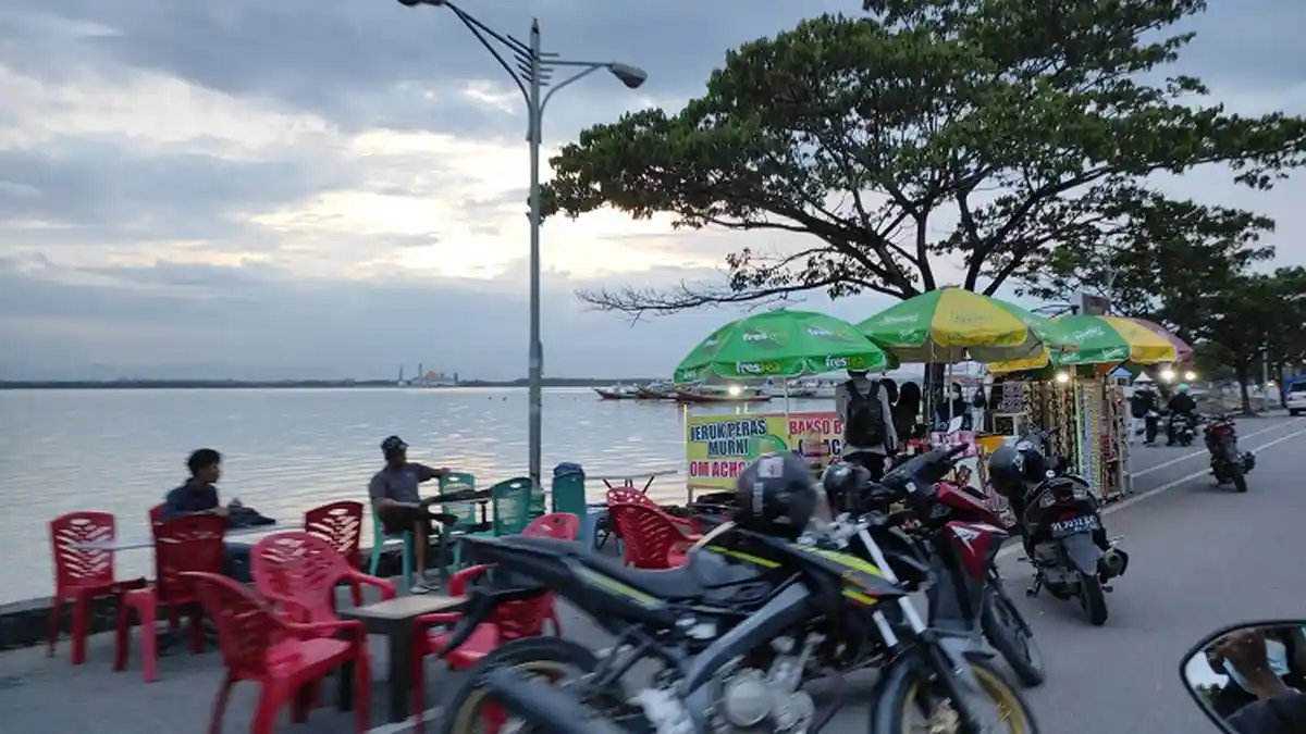 Longgarkan Kebijakan Pandemi saat Ramadan, Pemerintah Bolehkan Bukber tapi Dilarang Ngobrol