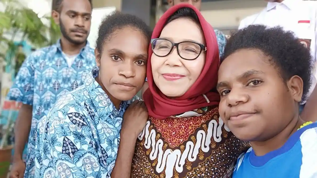 Pelajar Papua di Kabupaten Pekalongan : Ibu Arini Seperti Mama Papua
