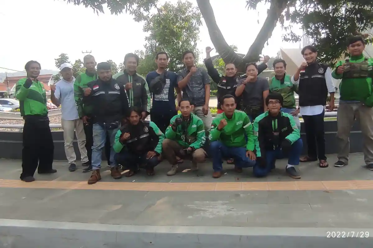Harga Pertalite Naik, Driver Ojol di Majalengka Tunggu Penyesuaian Tarif dari Aplikator