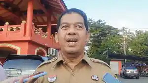 16052025-kepala-Disdik-kota-Semarang-Bambang-Pramusinto.jpg