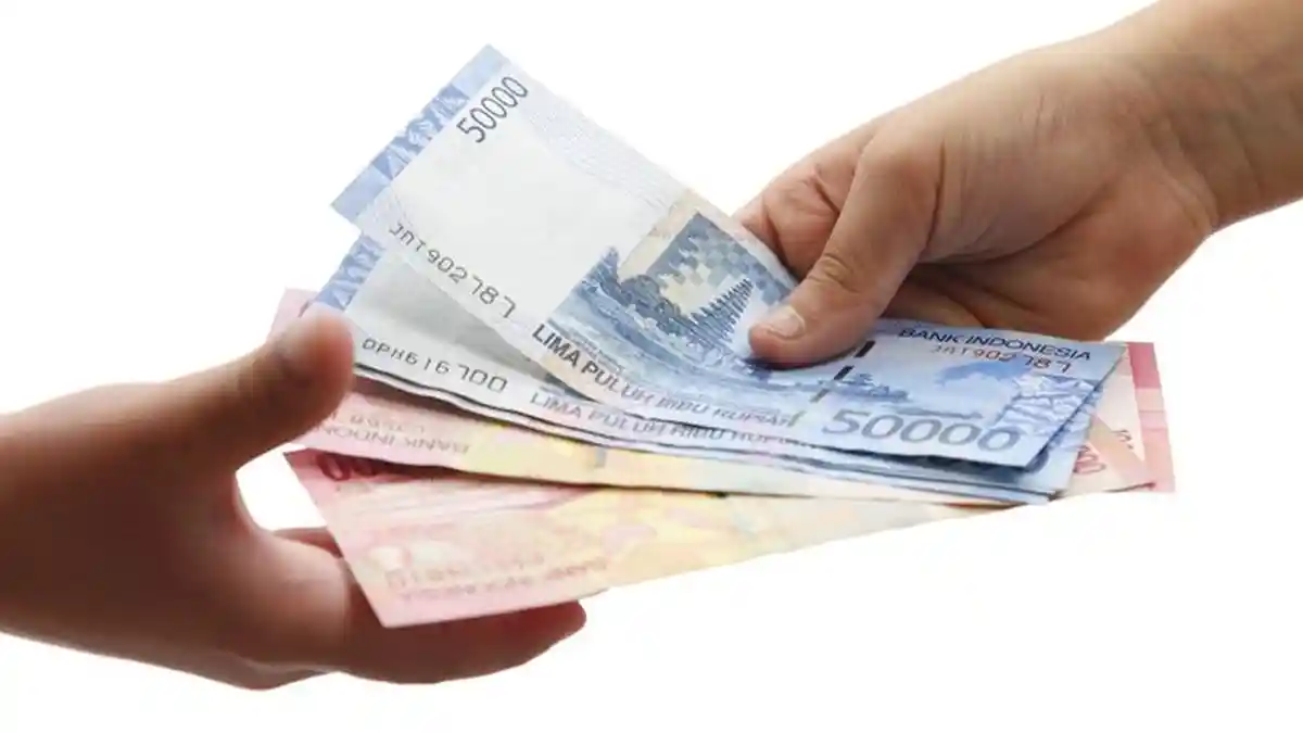 Upah Minimum 2025 Resmi Naik 6,5 Persen, Segini Besaran Kenaikan UMP Jawa Timur