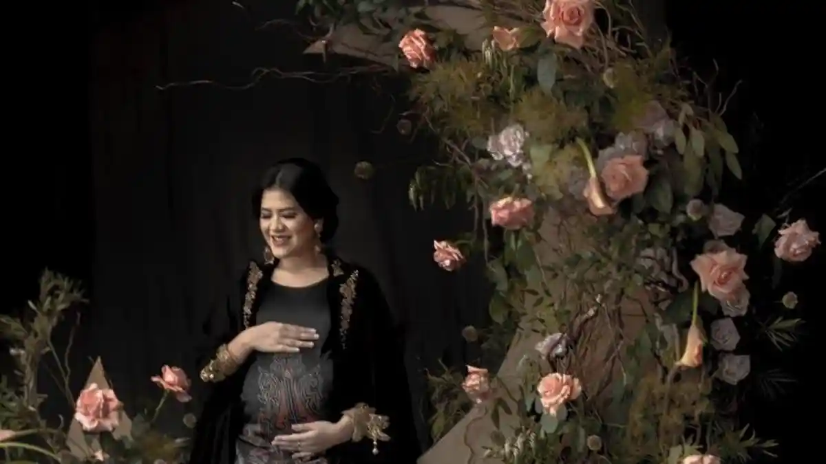 Foto Maternity ala Kahiyang Ayu, Tetap Sopan dan Elegan tanpa Perlu Buka-bukaan