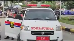 Mobil-ambulans-dihentikan-di-Gerbang-Tol-Parungkuda-321.jpg