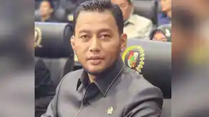 Anggota-Komisi-I-DPRD-Pekanbaru-Firmansyah-Lc-MH.jpg