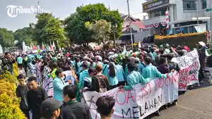 Demo-Mahasiswa-di-Solo-2024-1.jpg