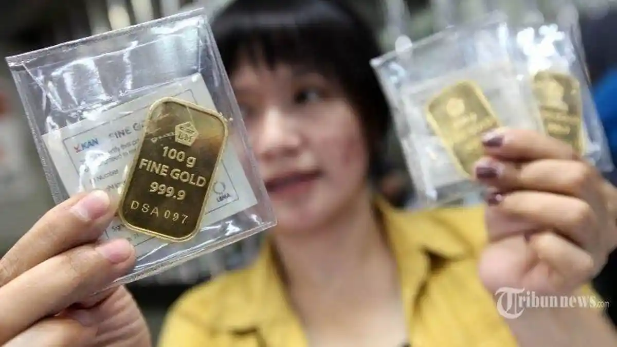 Harga Terbaru Emas Antam Hari Ini 10 September 2025 Melemah Usai Melambung Tinggi