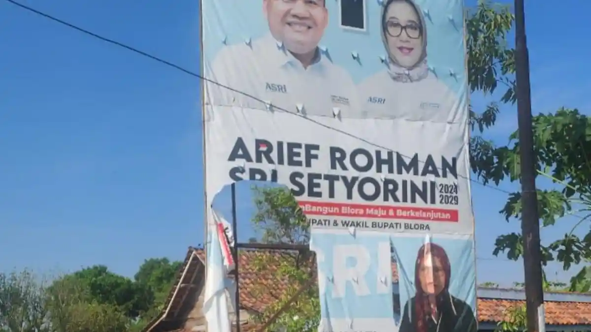 Geger, APK Paslon Arief Rohman dan Sri Setyorini Diduga Dirusak