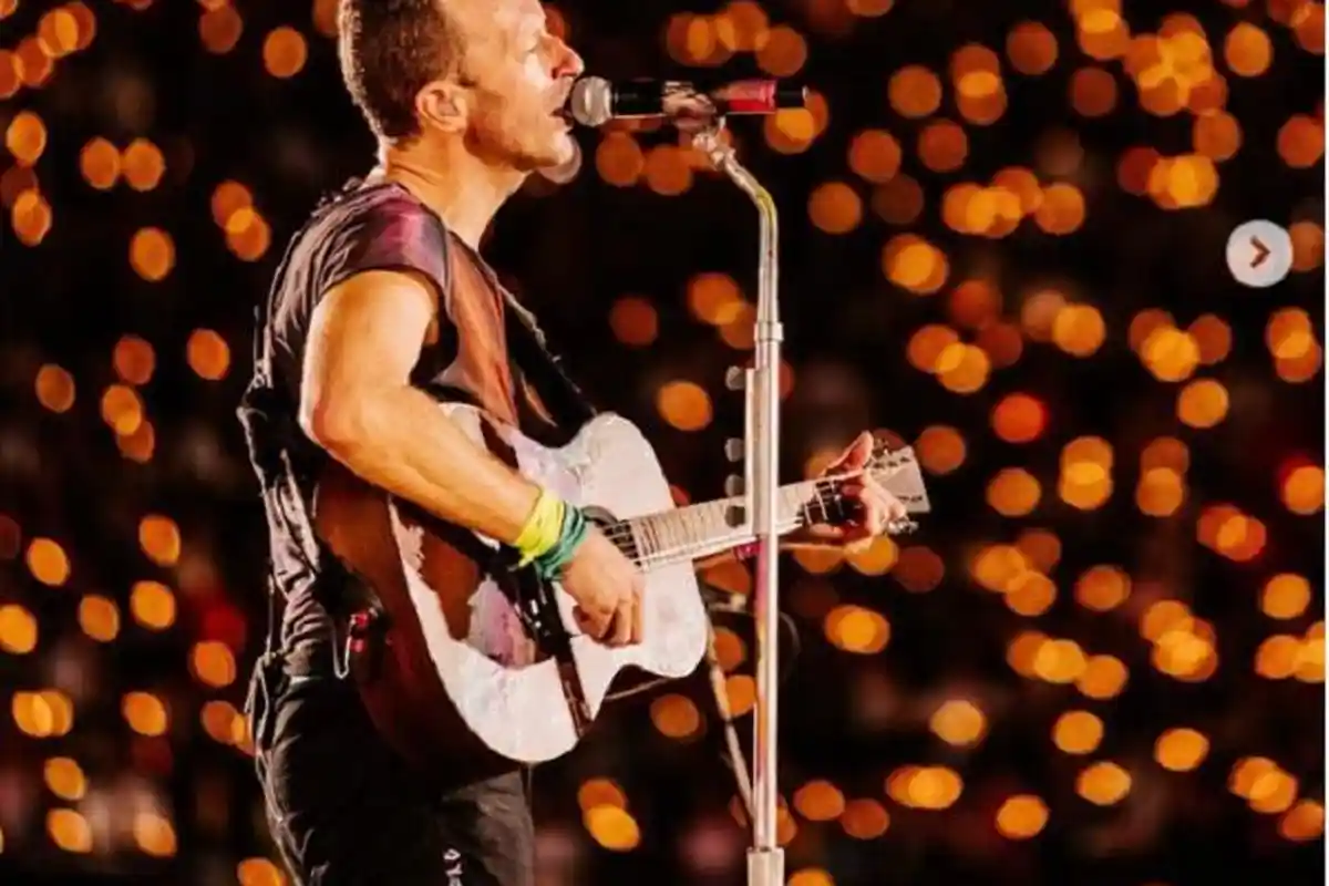 Begini Momen Saat Coldplay Tiba di Jakarta Menggunakan Private Jet