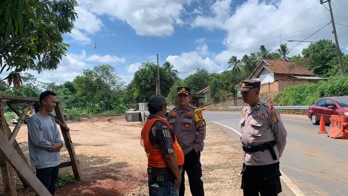 Kabag Ops Polres Lampung Utara Polda Lampung Cek Kesiapan Pos Ops Lilin Krakatau 2024