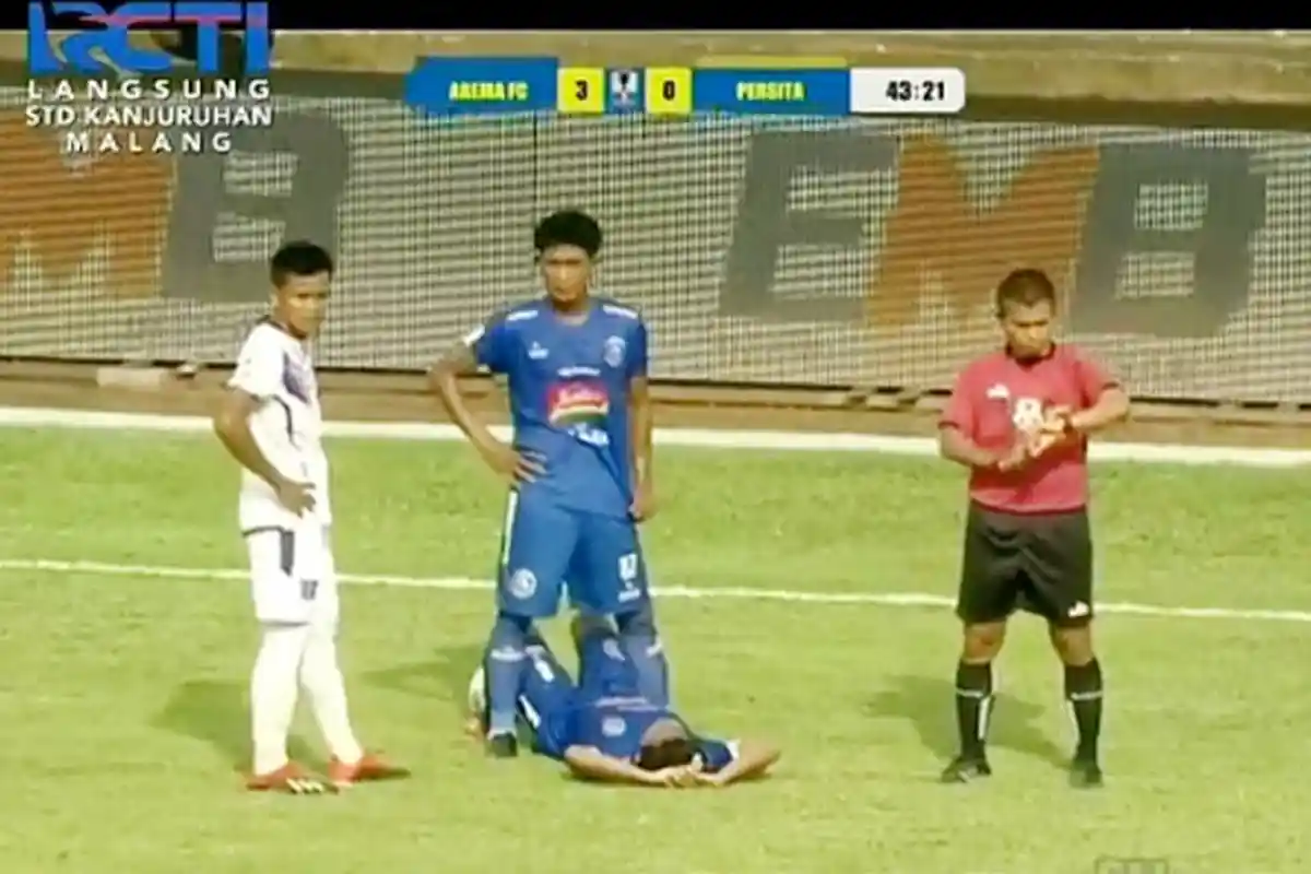 LIVE STREAM Babak II Arema Vs Persita (3-0 HT), Babak 32 Besar Piala Indonesia! Sedang Berlangsung
