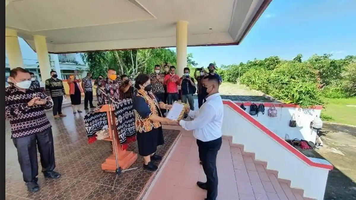 Ratusan CPNS di Rote Ndao Terima SK Pengangkatan, Ini Pesan Bupati