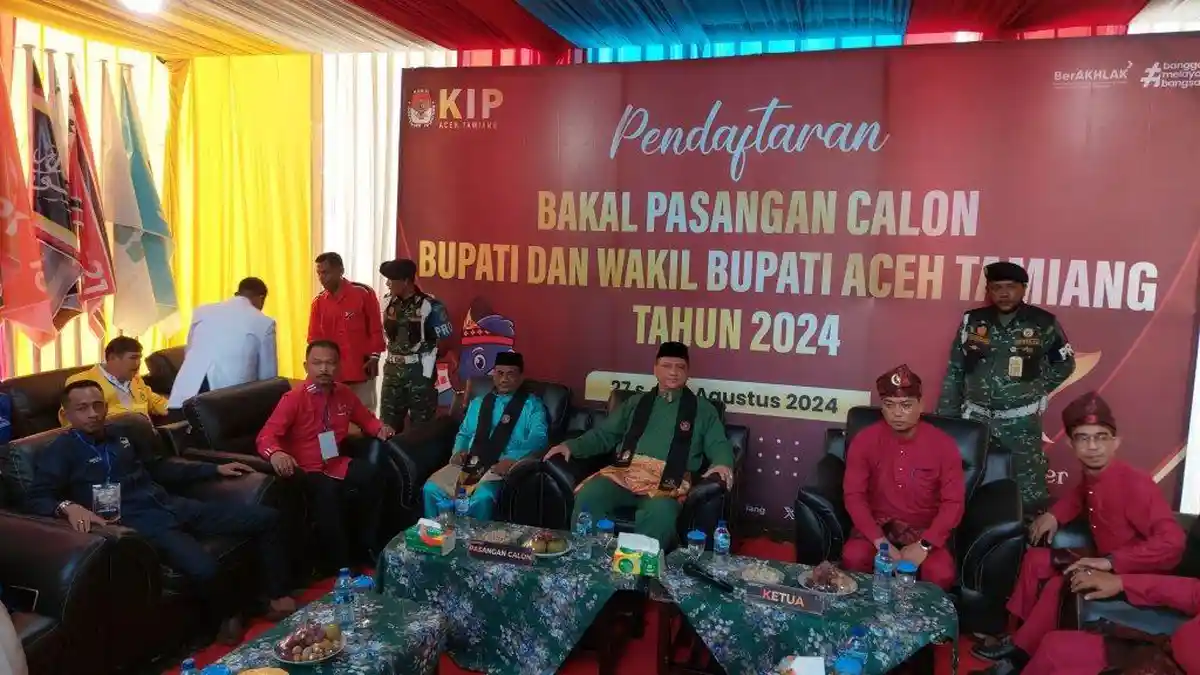 Armia Fahmi dan Ismail Pasangan Pertama yang Mendaftar ke KIP Aceh Tamiang