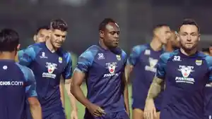 Victor-Igbonefo-di-Sesi-Latihan-Persib-Musim-Lalu.jpg
